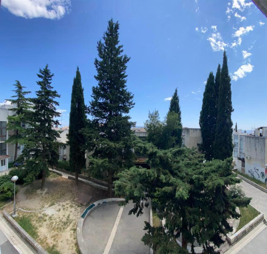 2 bedroom apartment/parking/market Split Buitenkant foto